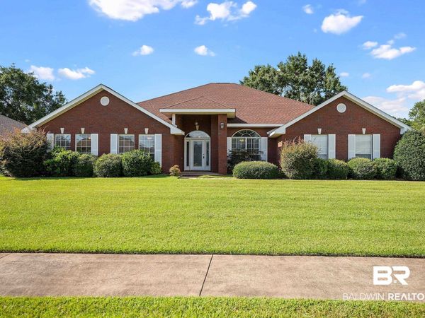 323 Manchester Lane, Foley, AL 36535