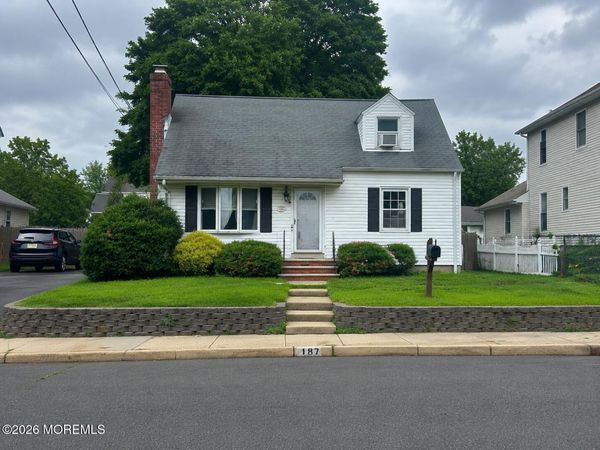100 Luppatatong Avenue, Keyport, NJ 07735