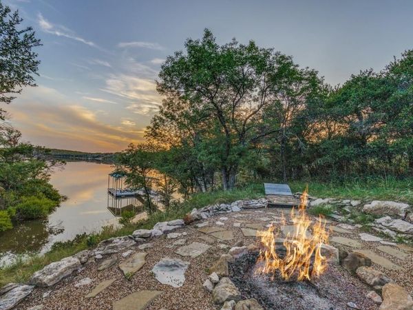 165 Cote D Azur Drive , Chico, TX 76431