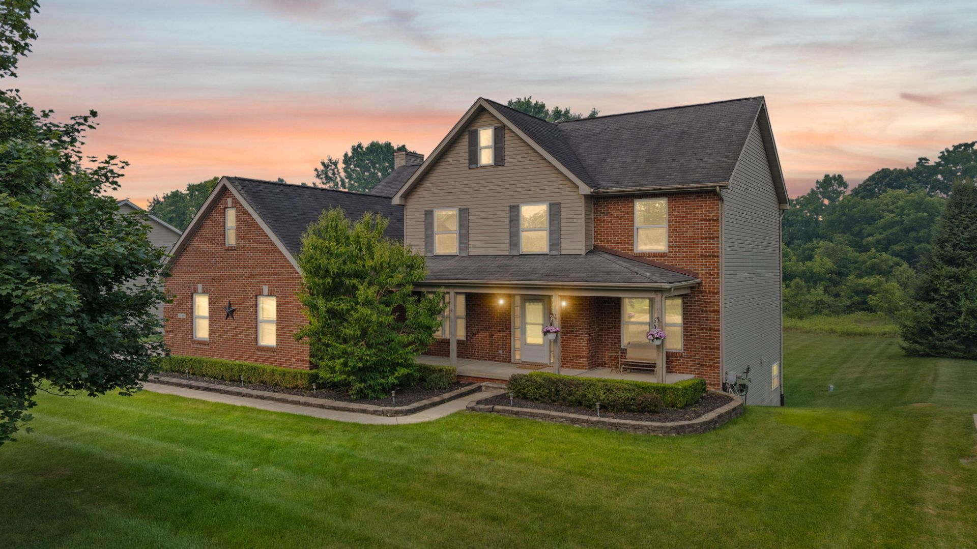 20903 Oak Tree Drive, South Lyon, MI 48178 Main Photo