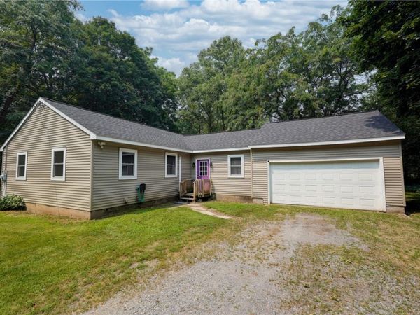 1150 Dalton Rd, Honeoye Falls, NY 14472