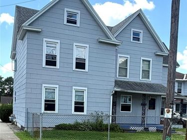 32 Walnut Street , Auburn, NY 13021