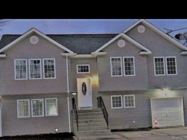 255 Smith Street , Central Islip, NY 11722