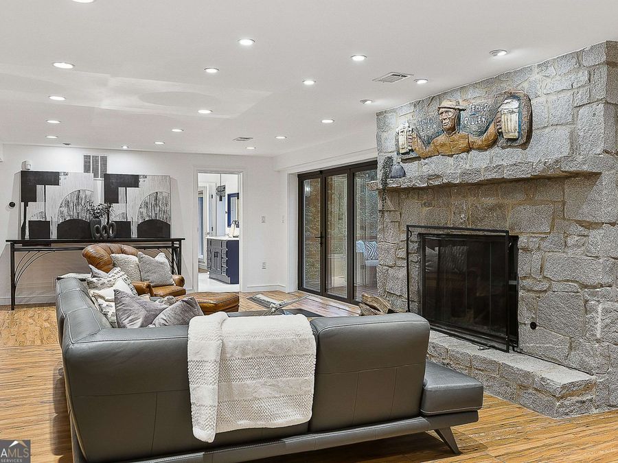 Property Image 61