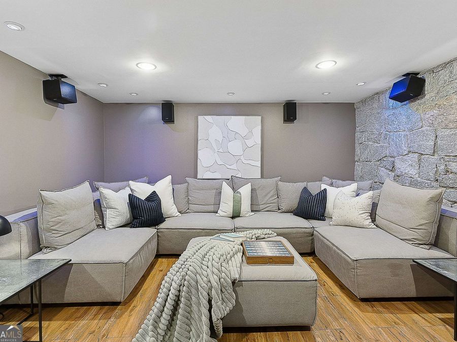 Property Image 63