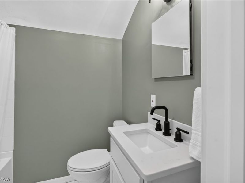 14390 N Cheshire Street, Burton, OH 44021 Photo 14