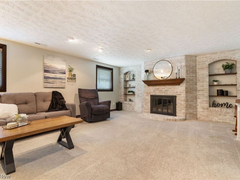 7328 Lake O Springs Avenue NW, North Canton, OH 44720 Photo 34