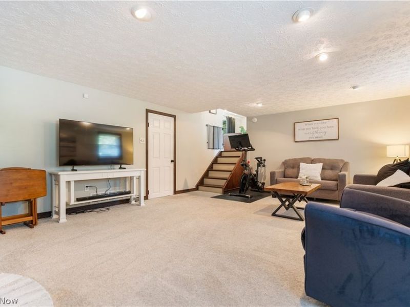 7328 Lake O Springs Avenue NW, North Canton, OH 44720 Photo 35