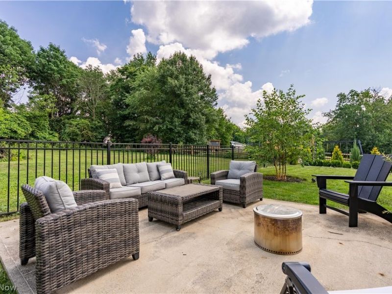 7328 Lake O Springs Avenue NW, North Canton, OH 44720 Photo 43