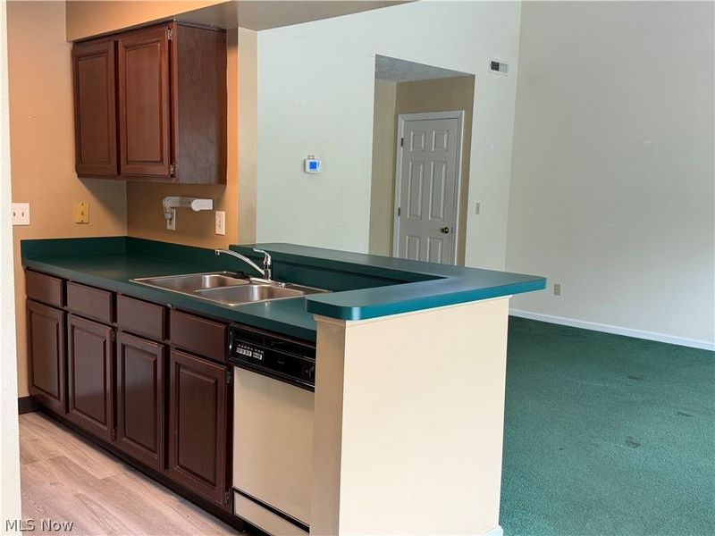 8531 Ravenswood Lane, Macedonia, OH 44056 Photo 12