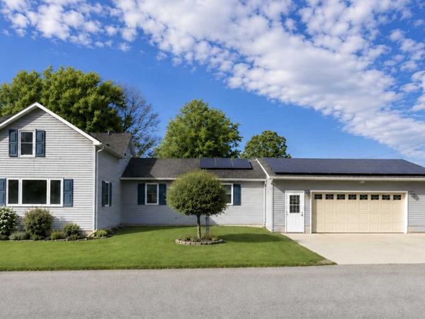 724 Washington Avenue, Wabasha, MN 55981