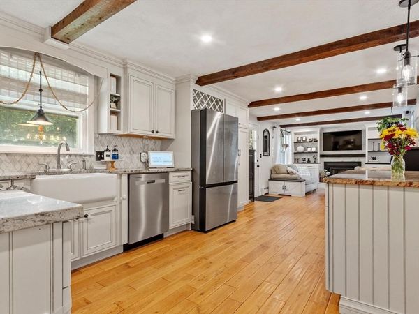 123 Houde St, Marlborough, MA 01752