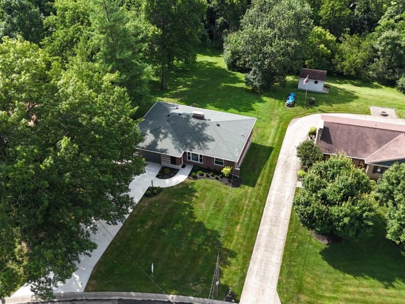 6331 Starridge Court, Green Township, OH 45248 Photo 3
