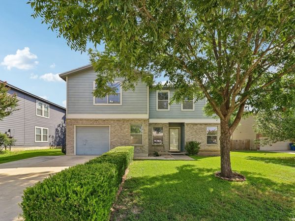 620 NORTHLAKE DR, New Braunfels, TX 78130
