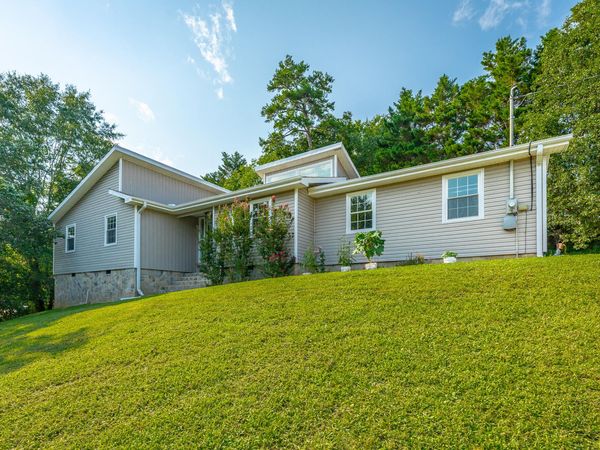 401 Shannon Drive, Hixson, TN 37343