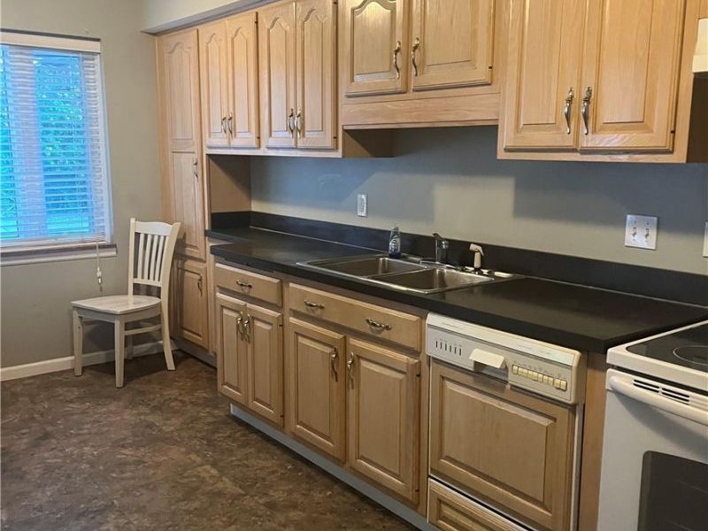 20850-20854 Lake Shore Boulevard, Euclid, OH 44123 Photo 4