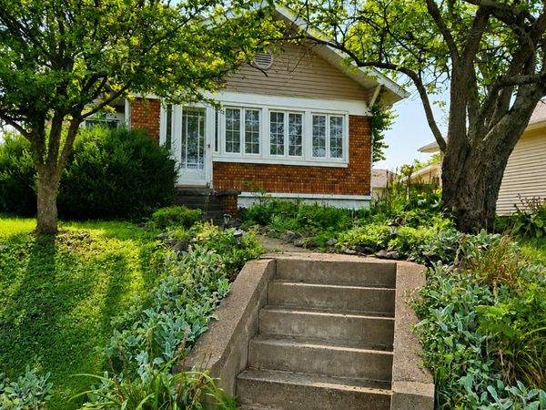 3915 Washington Avenue , Bedford, IN 47421