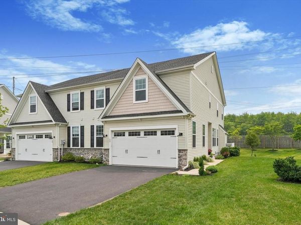 17 FINLEY COURT , LANSDALE, PA 19446