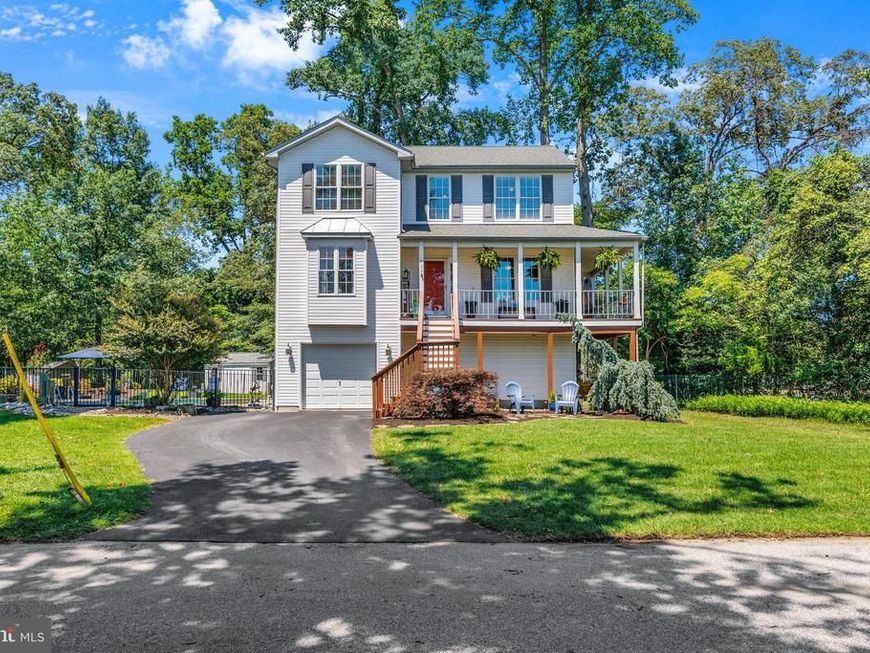 233 Circle Road, Pasadena, MD 21122 Main Photo