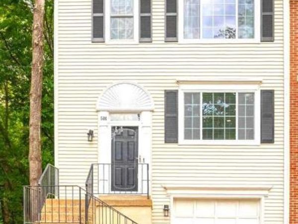 506 CLUB HOUSE ROAD , FREDERICKSBURG, VA 22406