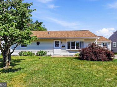431 TRENTON ROAD , FAIRLESS HILLS, PA 19030