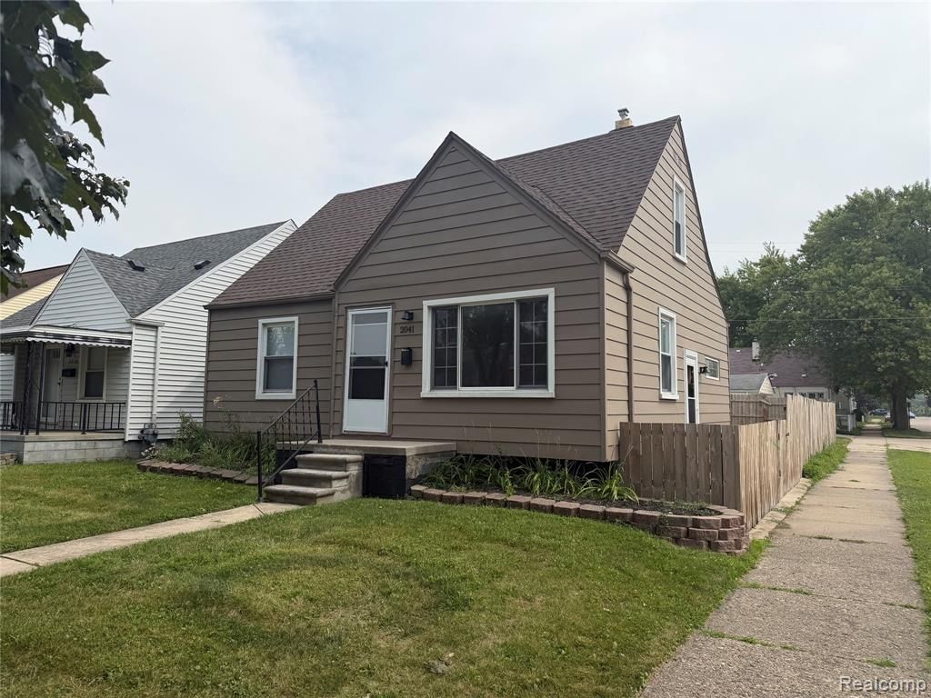 2041 Michigan Boulevard, Lincoln Park, MI 48146 Main Photo