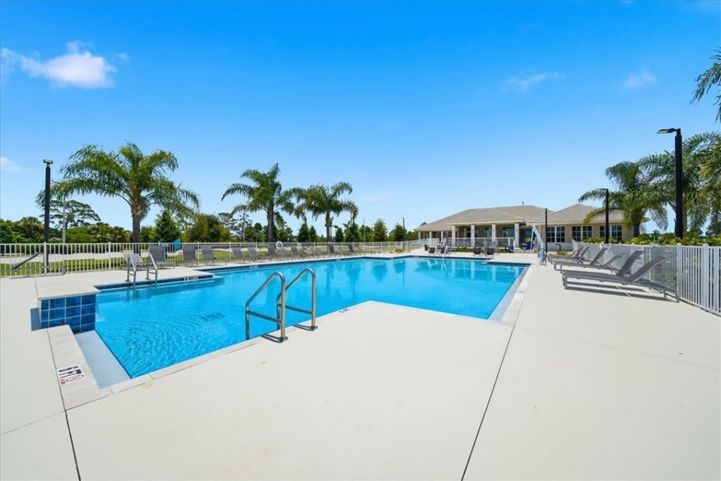 4221 Keeson Circle, Vero Beach, FL 32967 Photo