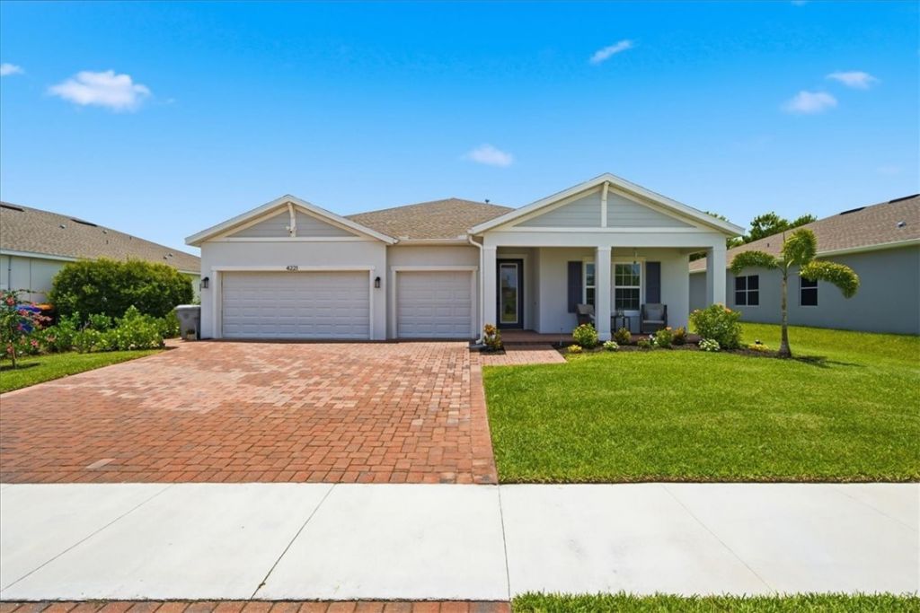 4221 Keeson Circle, Vero Beach, FL 32967 Photo