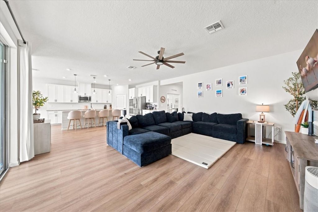 4221 Keeson Circle, Vero Beach, FL 32967 Photo