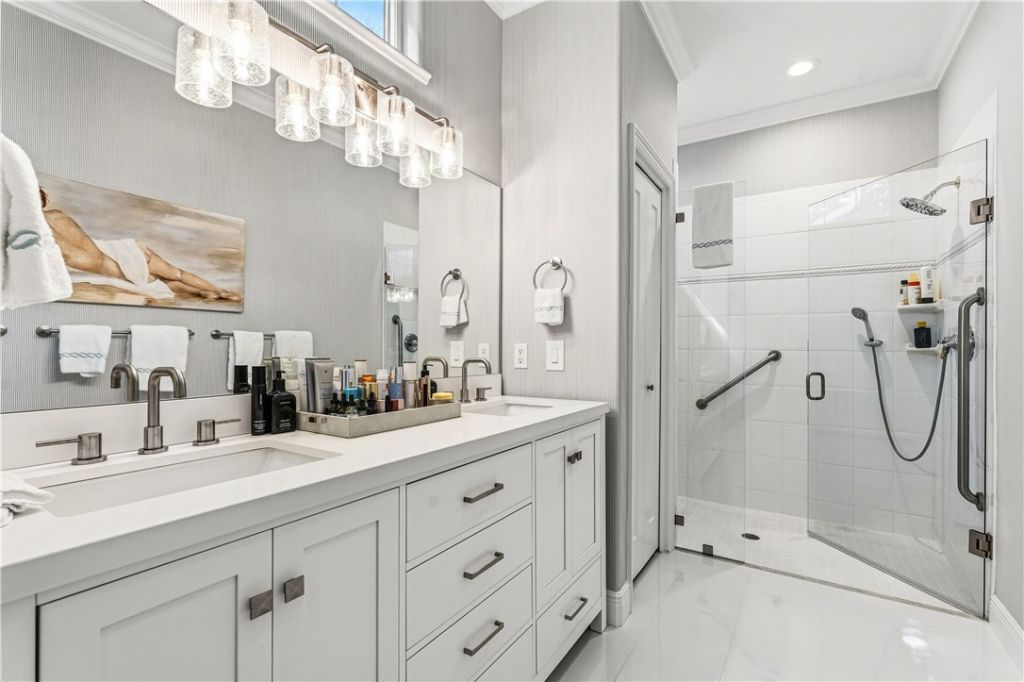 1310 Saint Catherines Circle, Vero Beach, FL 32967 Photo