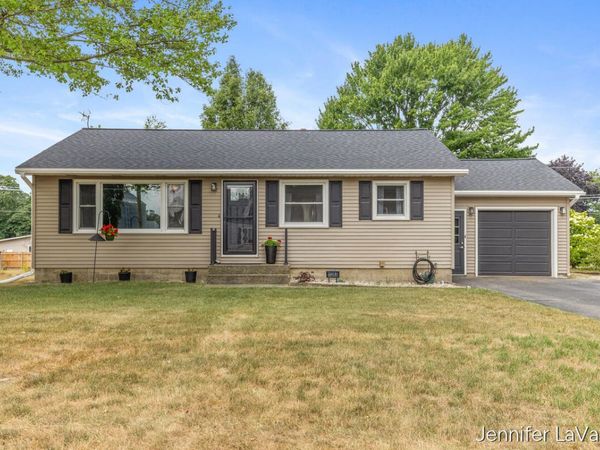 11283 Brown Avenue, Allendale, MI 49401