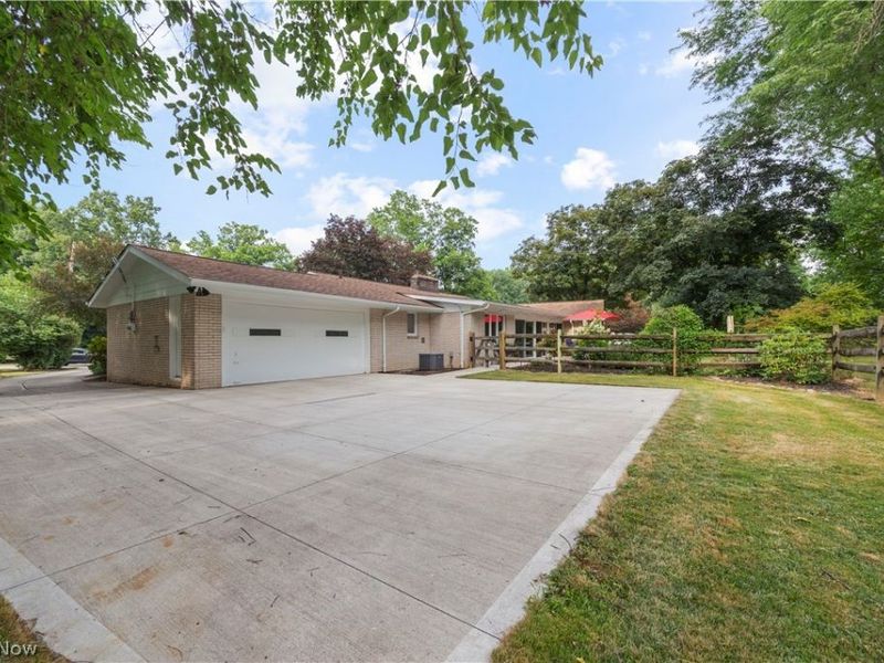10500 Laurel Lane, Brecksville, OH 44141 Photo 6