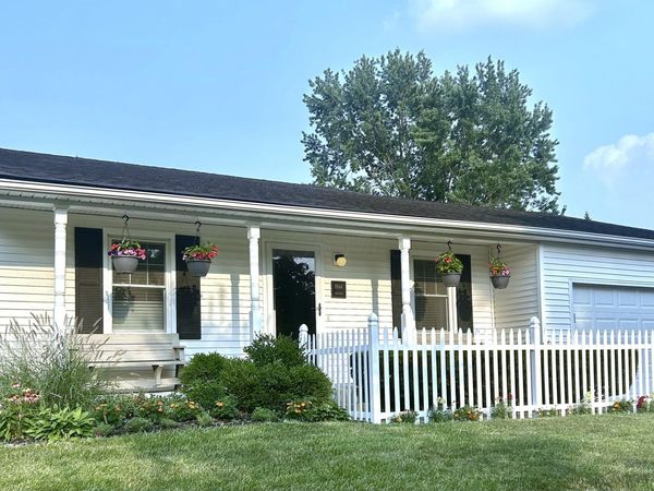 8844 Atherton Road , Powell, OH 43065