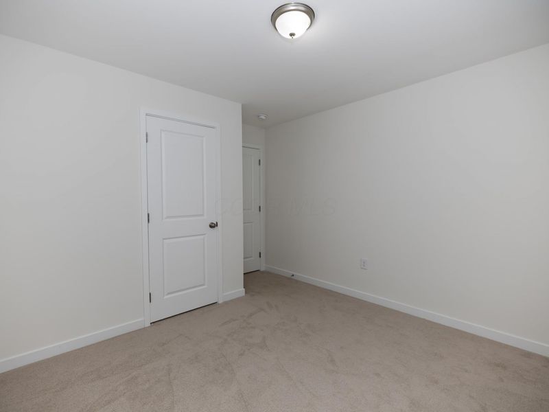 160 E Channel Street , Newark, OH 43055 Photo 26