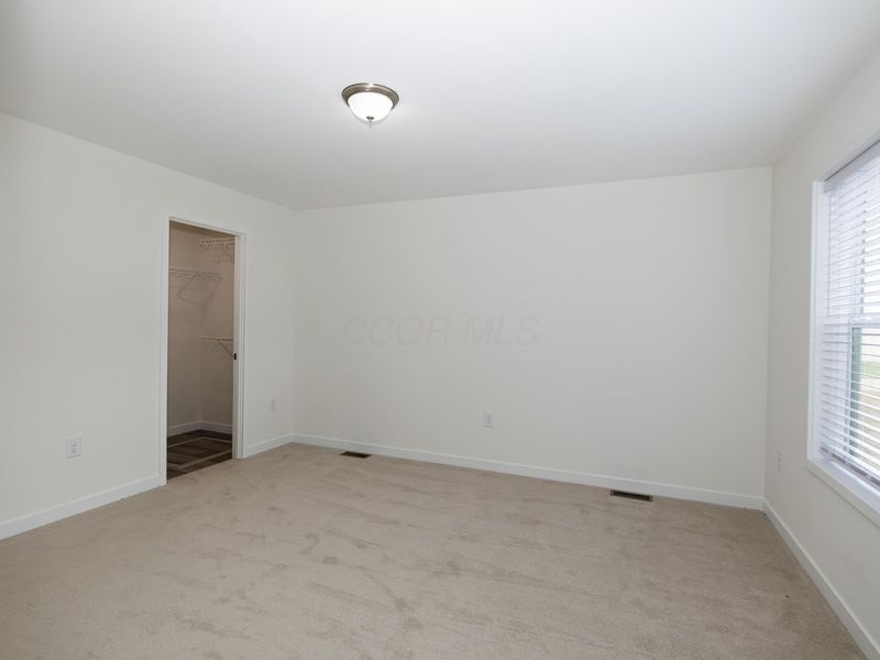 160 E Channel Street , Newark, OH 43055 Photo 33