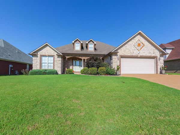 55 Hemingway Cv , Jackson, TN 38305