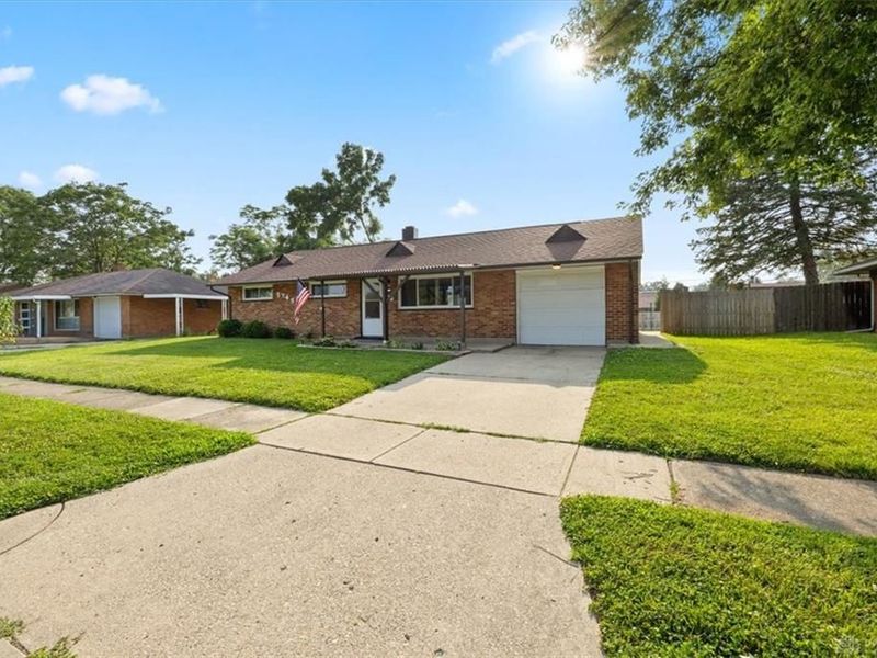 5745 Harshmanville Road, Huber Heights, OH 45424 Photo 3