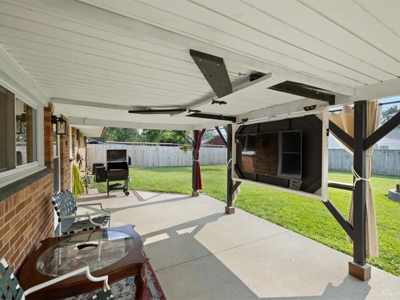 5745 Harshmanville Road, Huber Heights, OH 45424 Photo 46