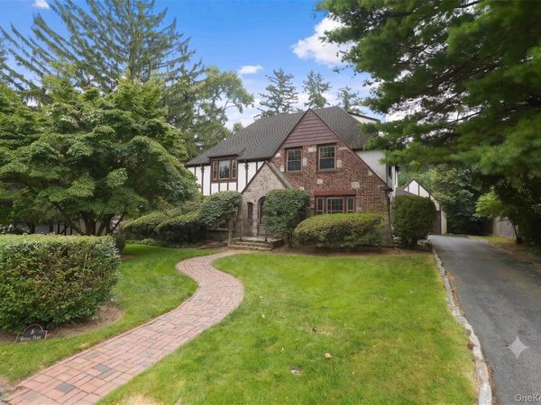8 Ritchey Place , White Plains, NY 10605