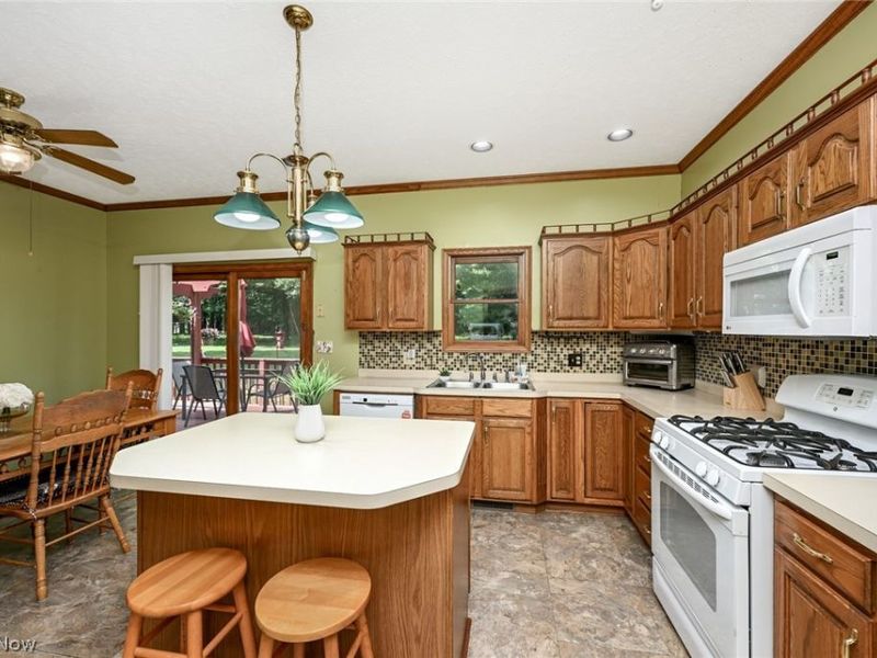 3706 Jupiter Drive, North Royalton, OH 44133 Photo 12
