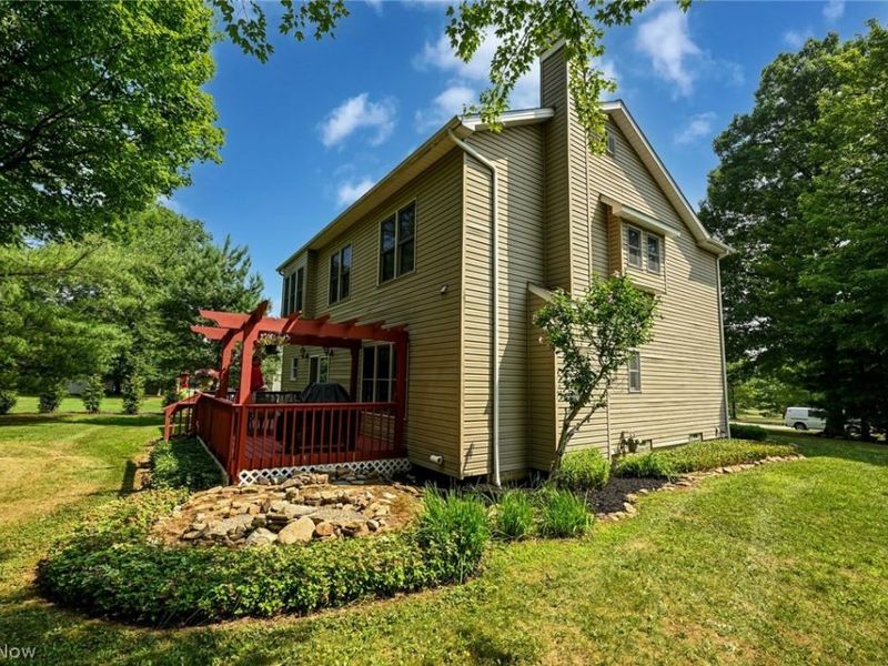 3706 Jupiter Drive, North Royalton, OH 44133 Photo 4