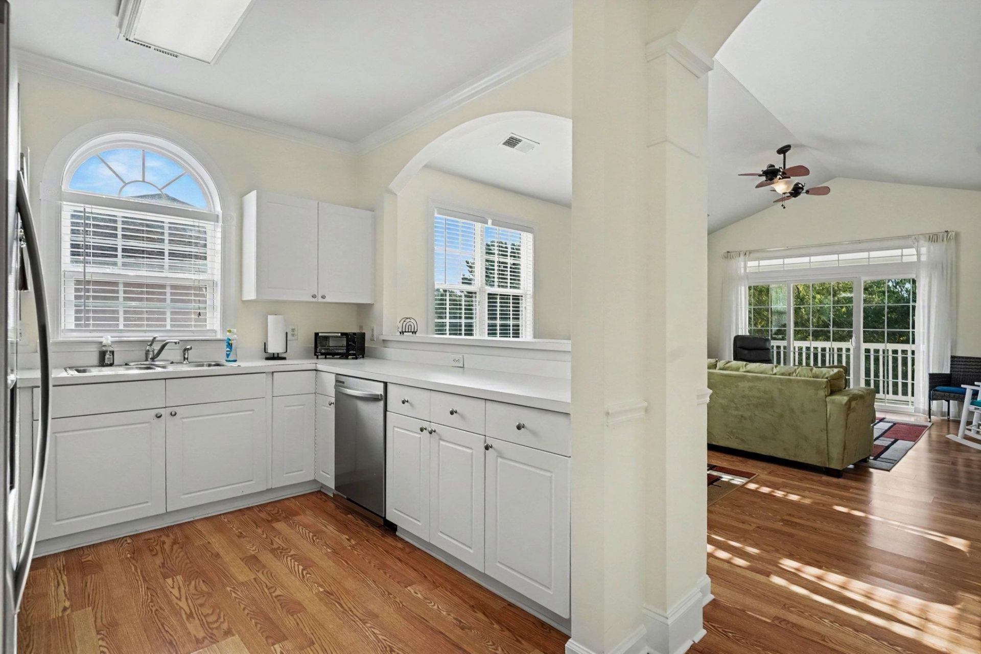 5750 Oyster Catcher Dr.  Photo 6