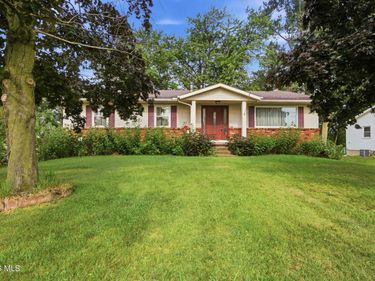 220 Barden Street , Lyons, OH 43533