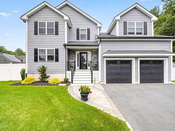 2 Sequoia Street, Billerica, MA 01821