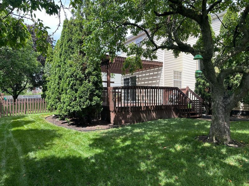 3325 Paradise Avenue, Hilliard, OH 43026 Photo 2