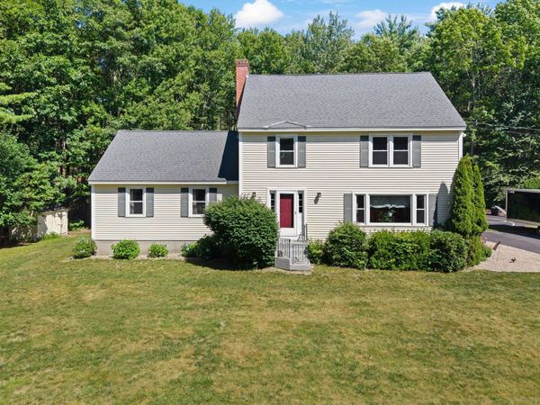 924 River Road, Weare, NH 03281