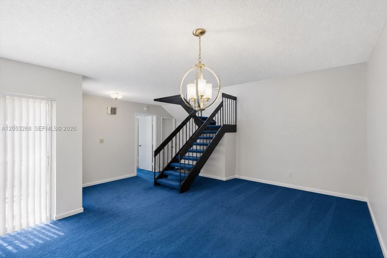 10339 NW 9th St Cir, Unit 2-2, Miami, FL 33172 Photo