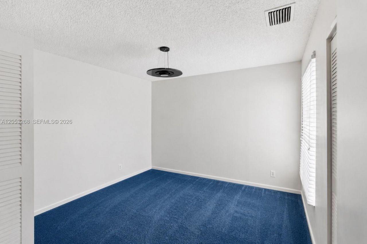 10339 NW 9th St Cir, Unit 2-2, Miami, FL 33172 Photo