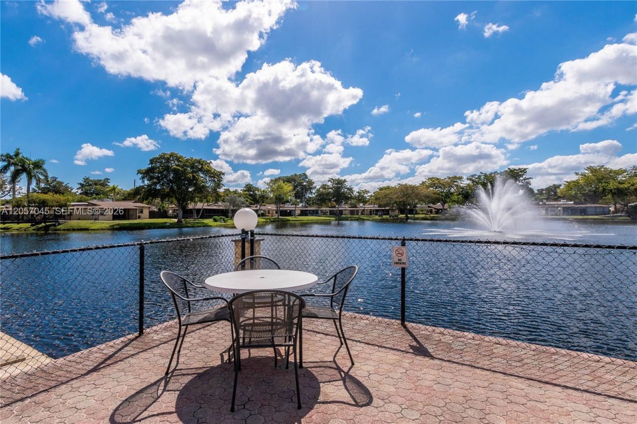 100 Ashbury Rd , Unit 107, Hollywood, FL 33024 Photo