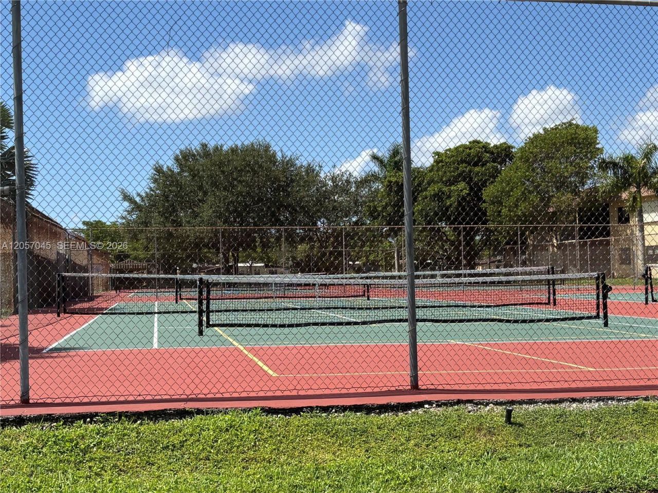 100 Ashbury Rd, Unit 107, Hollywood, FL 33024 Photo
